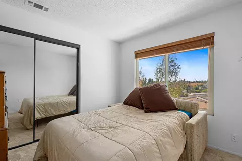 Bedroom - 320 Grapevine Rd #9, Vista, CA 92083 photo 3 of 3