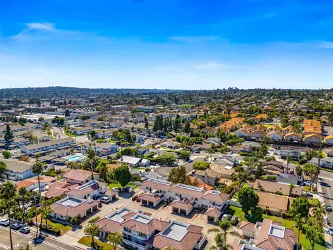 View/Area - 320 Grapevine Rd #9, Vista, CA 92083 photo 13 of 19