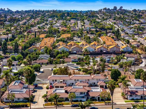 View/Area - 320 Grapevine Rd #9, Vista, CA 92083 photo 11 of 19