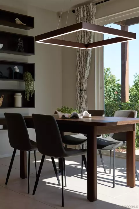 Dining - 1228 Via Candelas, Oceanside, CA 92056 photo 2 of 2