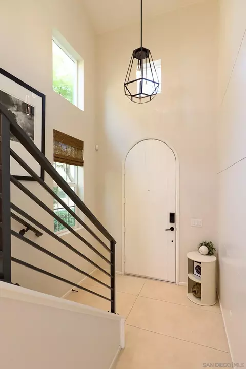 Entry Way - 1228 Via Candelas, Oceanside, CA 92056 photo 3 of 10