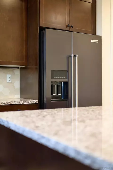 Kitchen - 1228 Via Candelas, Oceanside, CA 92056 photo 6 of 8