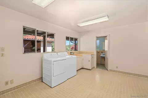 Other - 2652-54 Mountain View Dr, Escondido, CA 92027 photo 10 of 11