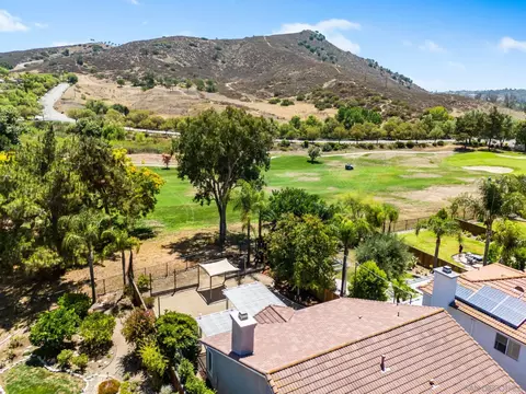 3083 Sprucewood Ln, Escondido, CA 92027 photo 40