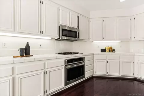 3083 Sprucewood Ln, Escondido, CA 92027 photo 14