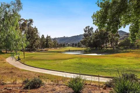 3083 Sprucewood Ln, Escondido, CA 92027 photo 46