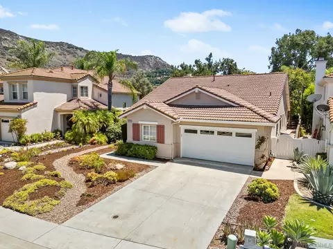 3083 Sprucewood Ln, Escondido, CA 92027 photo 5