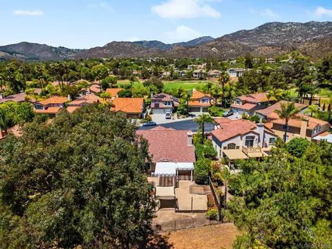 3083 Sprucewood Ln, Escondido, CA 92027 photo 37