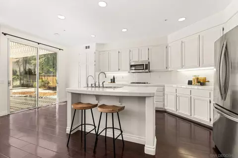 3083 Sprucewood Ln, Escondido, CA 92027 photo 11
