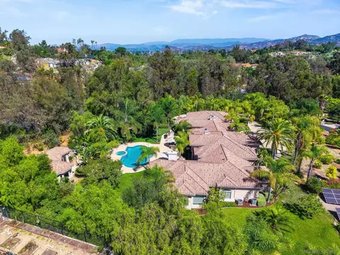 View/Area - 13570 Summit Cir, Poway, CA 92064 photo 2 of 6