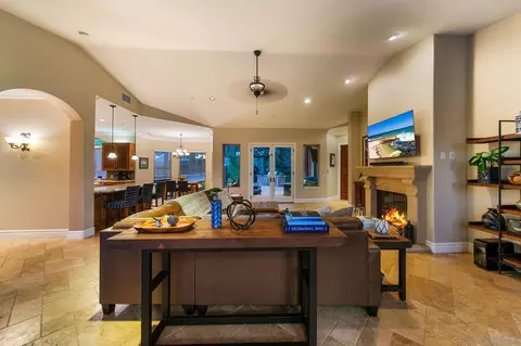 Living - 13570 Summit Cir, Poway, CA 92064 photo 5 of 5