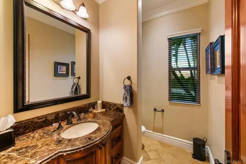 Bath - 13570 Summit Cir, Poway, CA 92064 photo 3 of 3
