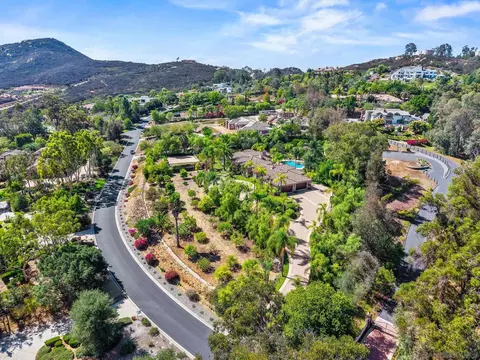 View/Area - 13570 Summit Cir, Poway, CA 92064 photo 6 of 6