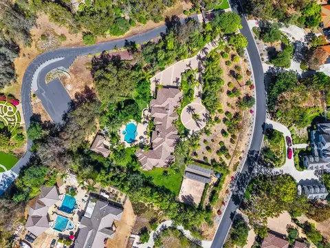 View/Area - 13570 Summit Cir, Poway, CA 92064 photo 4 of 6