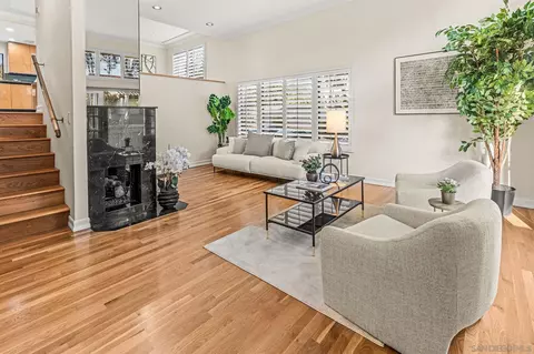 3946 La Jolla Village Dr, La Jolla, CA 92037