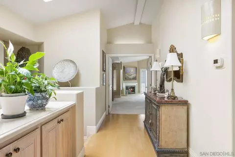 1363 Caminito Batea, La Jolla, CA 92037 photo 11