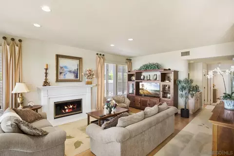 1363 Caminito Batea, La Jolla, CA 92037 photo 21