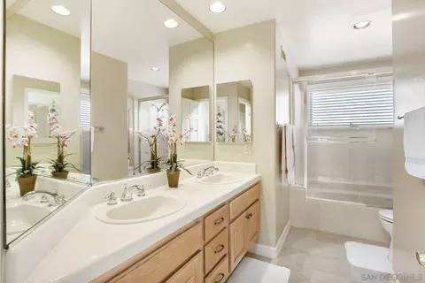 1363 Caminito Batea, La Jolla, CA 92037 photo 32