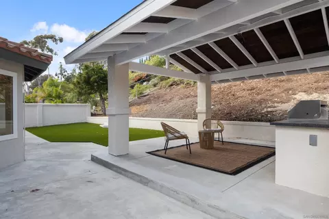 Exterior - 4350 Point Reyes Ct, Carlsbad, CA 92010 photo 3 of 7