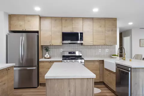 Kitchen - 4350 Point Reyes Ct, Carlsbad, CA 92010 photo 1 of 4