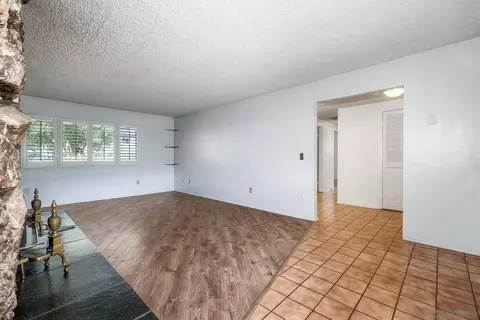 Living - 3910 Prairie Dr, Jamul, CA 91935 photo 4 of 4