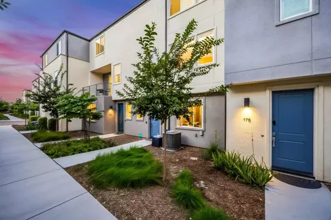 5261 Beachfront Cove St #175, San Diego, CA 92154