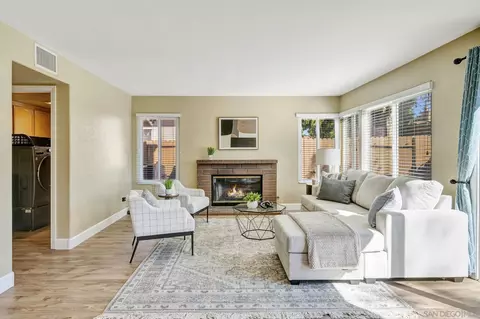 Living - 13403 Little Dawn Ln, Poway, CA 92064 photo 5 of 6
