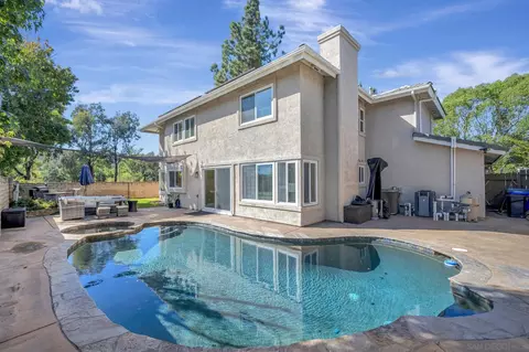Exterior - 13403 Little Dawn Ln, Poway, CA 92064 photo 4 of 6