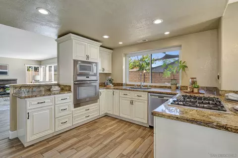 Kitchen - 13403 Little Dawn Ln, Poway, CA 92064 photo 2 of 3