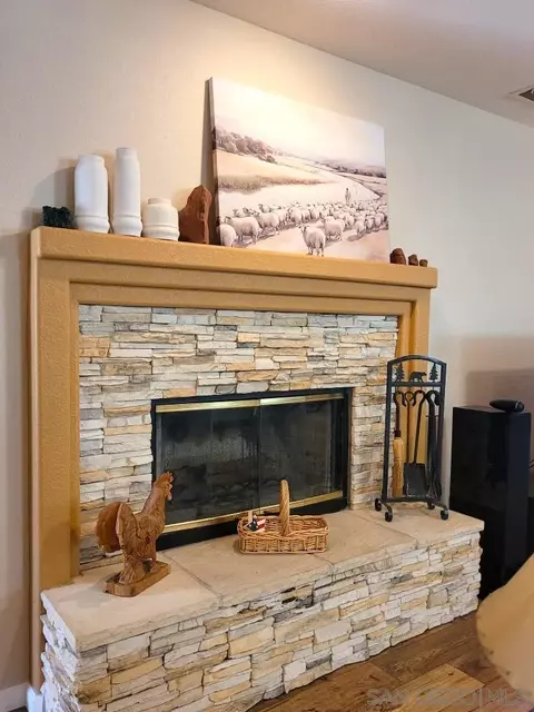 Living - 16257 Quail Rock Rd, Ramona, CA 92065 photo 6 of 7