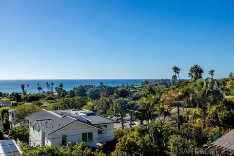 View/Area - 5762 Bellevue Ave, La Jolla, CA 92037 photo 12 of 14