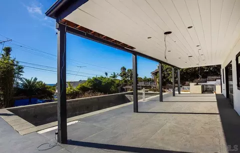 Exterior - 5762 Bellevue Ave, La Jolla, CA 92037 photo 11 of 13