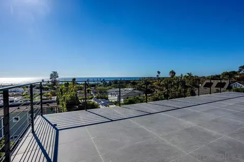 View/Area - 5762 Bellevue Ave, La Jolla, CA 92037 photo 5 of 14