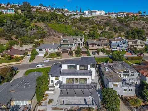 View/Area - 5762 Bellevue Ave, La Jolla, CA 92037 photo 11 of 14