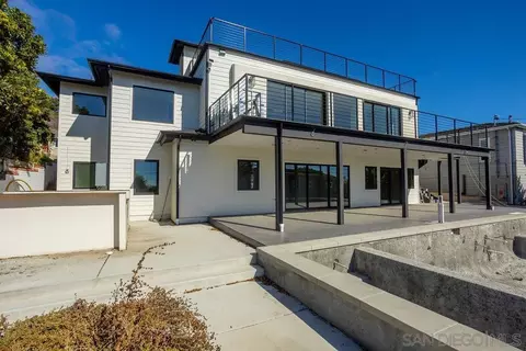 Exterior - 5762 Bellevue Ave, La Jolla, CA 92037 photo 7 of 13