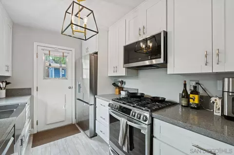 Kitchen - 9126 Heatherdale, Santee, CA 92071 photo 2 of 2