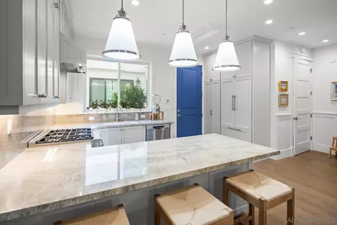 Kitchen - 548 G Ave, Coronado, CA 92118 photo 4 of 5