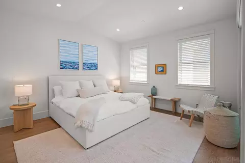 Bedroom - 548 G Ave, Coronado, CA 92118 photo 2 of 9