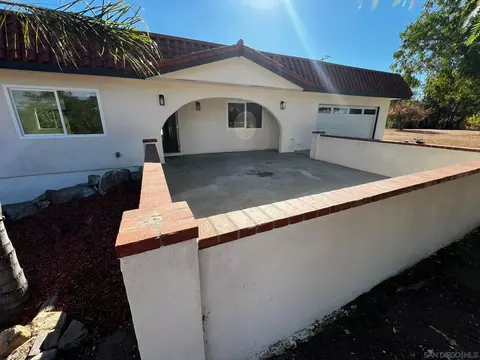 Exterior - 17743 Highway 67, Ramona, CA 92065 photo 2 of 11