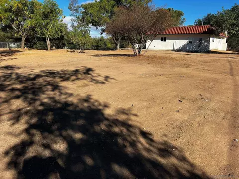 Exterior - 17743 Highway 67, Ramona, CA 92065 photo 6 of 11