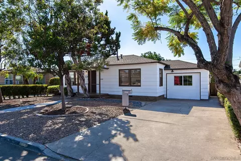 Exterior - 3946 Paula St, La Mesa, CA 91941 photo 3 of 12