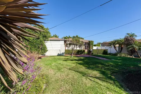Exterior - 3946 Paula St, La Mesa, CA 91941 photo 6 of 12