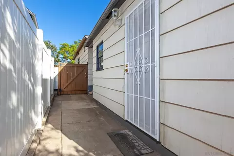 Exterior - 3946 Paula St, La Mesa, CA 91941 photo 4 of 12