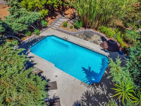 Exterior - 10118 Langley Ct, Escondido, CA 92026 photo 6 of 11