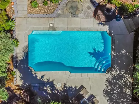 Exterior - 10118 Langley Ct, Escondido, CA 92026 photo 8 of 11