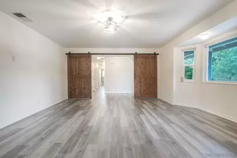Living - 23003 Arjo Ln, Ramona, CA 92065 photo 2 of 3