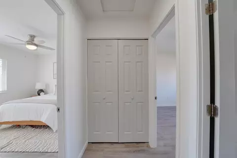 Entry Way - 4816 Siesta Dr, Oceanside, CA 92057 photo 2 of 2