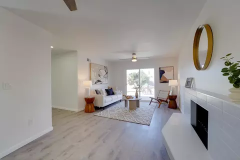 Living - 4816 Siesta Dr, Oceanside, CA 92057 photo 1 of 1