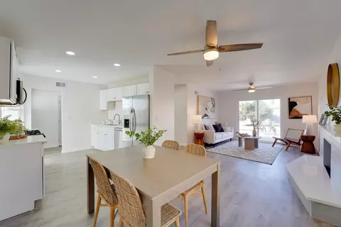 Dining - 4816 Siesta Dr, Oceanside, CA 92057 photo 1 of 2