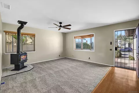 Living - 8463 Paseo Iglesia, Spring Valley, CA 91977 photo 3 of 4